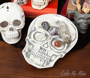 Trinity Color Me Mine Vintage Skull Plate